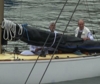 Juan Carlos I in barca a vela in Galizia, proteste in porto