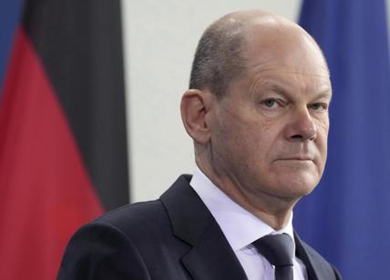 Germania smarrita senza Merkel. Scholz: fuoco amico pro Kiev, destra pro Mosca