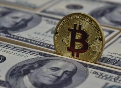 bitcoin affonda mercati