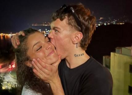 Blanco e la nuova fidanzata Martina innamoratissimi in Sicilia. FOTO