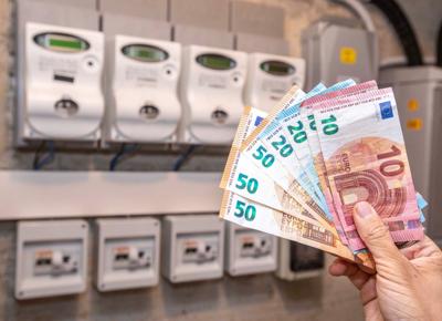 bollette rincari salvini razionare luce e gas