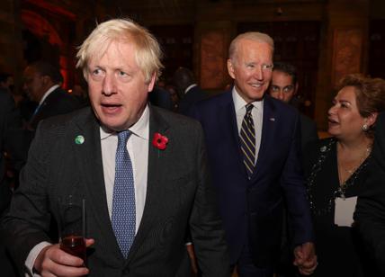 Regno Unito, Boris Johnson perde pezzi: se vanno cinque stretti collaboratori