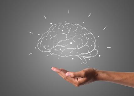 Come mantenere il cervello attivo: 3 ingredienti per la salute della mente