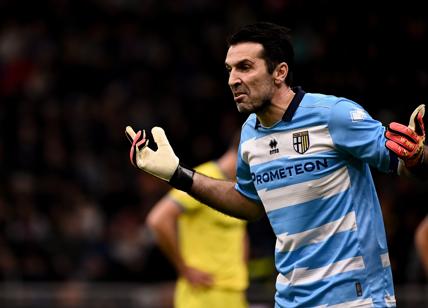 Milan, Buffon e Raveyre si scalda la porta rossonera. Calciomercato news