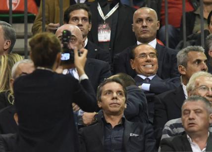 Berlusconi incapace di cacciare Meloni dal Cdx, fa fuori Stroppa dal Monza