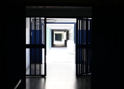 Torino detenuto s'impicca in carcere con un lenzuolo, era accusato di stalking