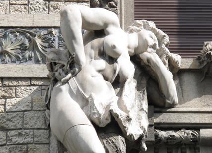 Ca' di Ciapp: la storia delle scandalose statue liberty a Milano. FOTO