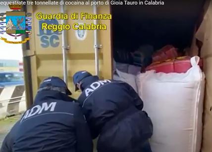 Gioia Tauro, coca purissima fra le banane: sequestrate 3 tonnellate. VIDEO
