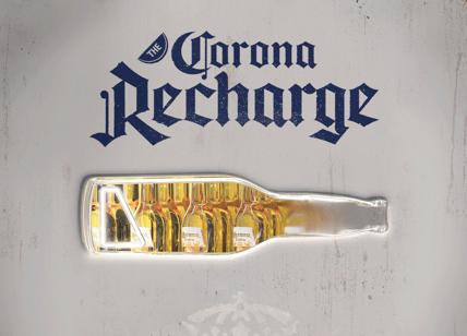 Corona recharge, frigorifero che trasforma un telefono scarico in... aperitivo