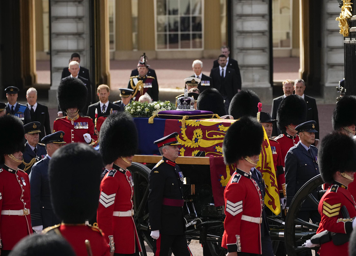 Il corteo funebre della Regina Elisabetta Il corteo funebre della Regina Elisabetta