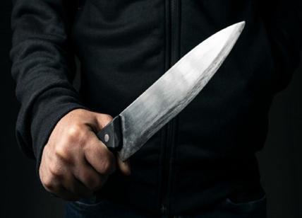 Lodi, lite tra studenti davanti a scuola: 16enne accoltellato