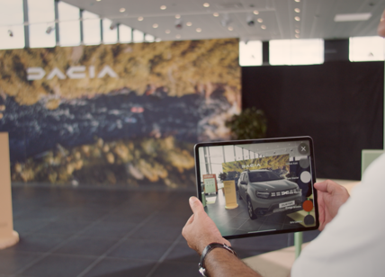 Dacia lancia AR la app di realtà aumentata ingegnosa e utile