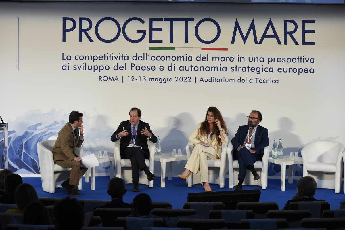DAVID PARENZO GIORNALISTA, SERGIO JESI ASSONAVE, BARBARA VISENTINI CONFITARMA, ANDREA RAZETO VICE PRESIDENTE CONFINDUSTRIA NAUTICA DAVID PARENZO GIORNALISTA, SERGIO JESI ASSONAVE, BARBARA VISENTINI CONFITARMA, ANDREA RAZETO VICE PRESIDENTE CONFINDUSTRIA NAUTICA