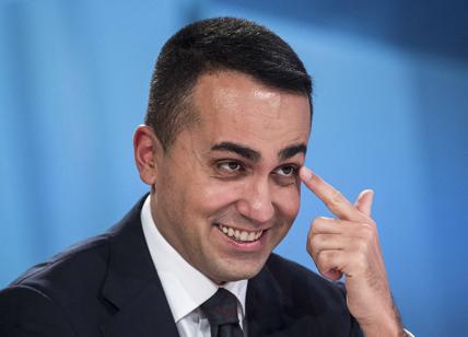 Di Maio ritira onorificenze ai russi: siamo alle solite, Gigino si è pentito