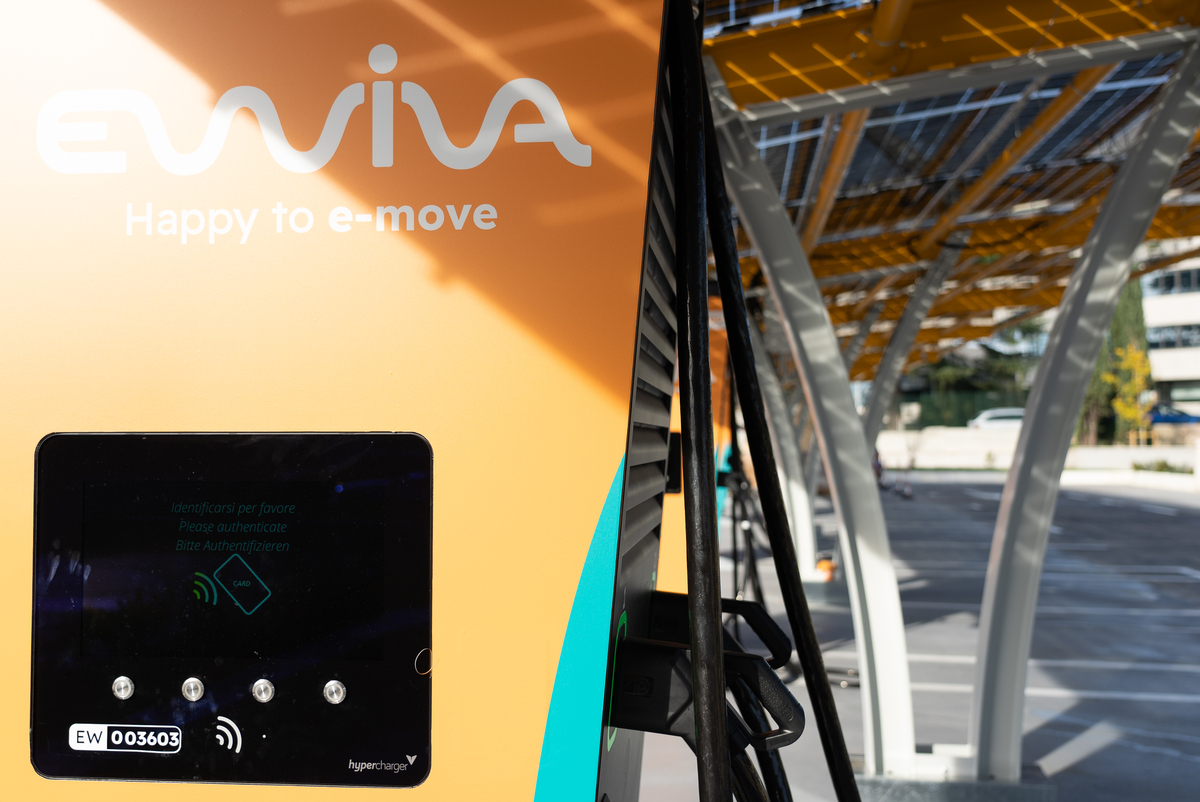 Enel X Way e Volkswagen, lanciata la joint venture ‘Ewiva’ Enel X Way e Volkswagen, lanciata la joint venture ‘Ewiva’