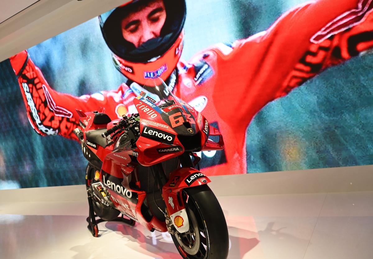 Eicima 2022, la Ducati campione del mondo di Pecco Bagnaia (foto Ipa) Eicima 2022, la Ducati campione del mondo di Pecco Bagnaia (foto Ipa)