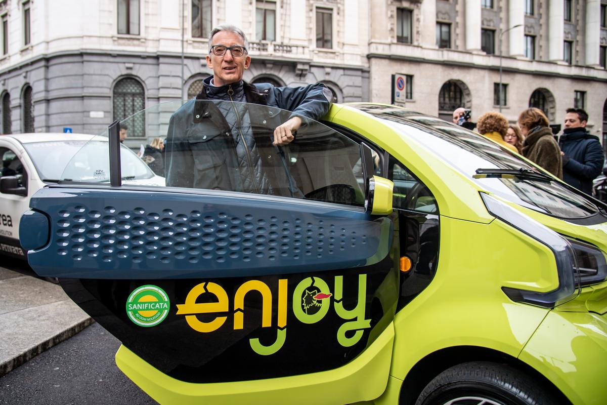  Eni, a Milano la flotta Enjoy diventa anche elettrica