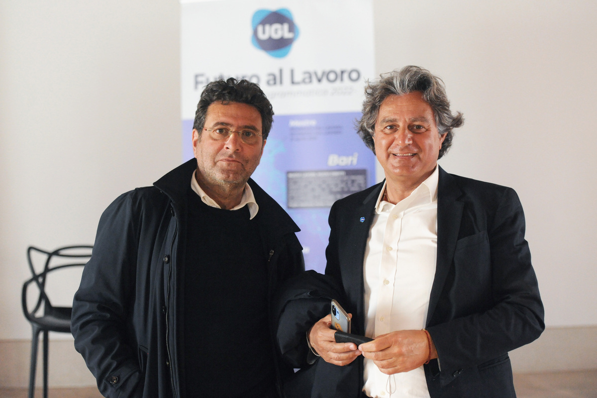 ENZO ABBRESCIA SEGRETARIO CONFEDERALE CON IL FRATELLO ENZO ABBRESCIA SEGRETARIO CONFEDERALE CON IL FRATELLO