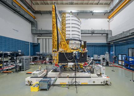 Thales Alenia Space, completata l'integrazione del satellite Euclid