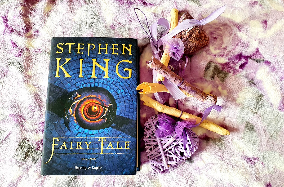 Speciale libri di ottobre 2022 - "Fairy tale" di Stephen King (Sperling & Kupfer) Speciale libri di ottobre 2022 - "Fairy tale" di Stephen King (Sperling & Kupfer)