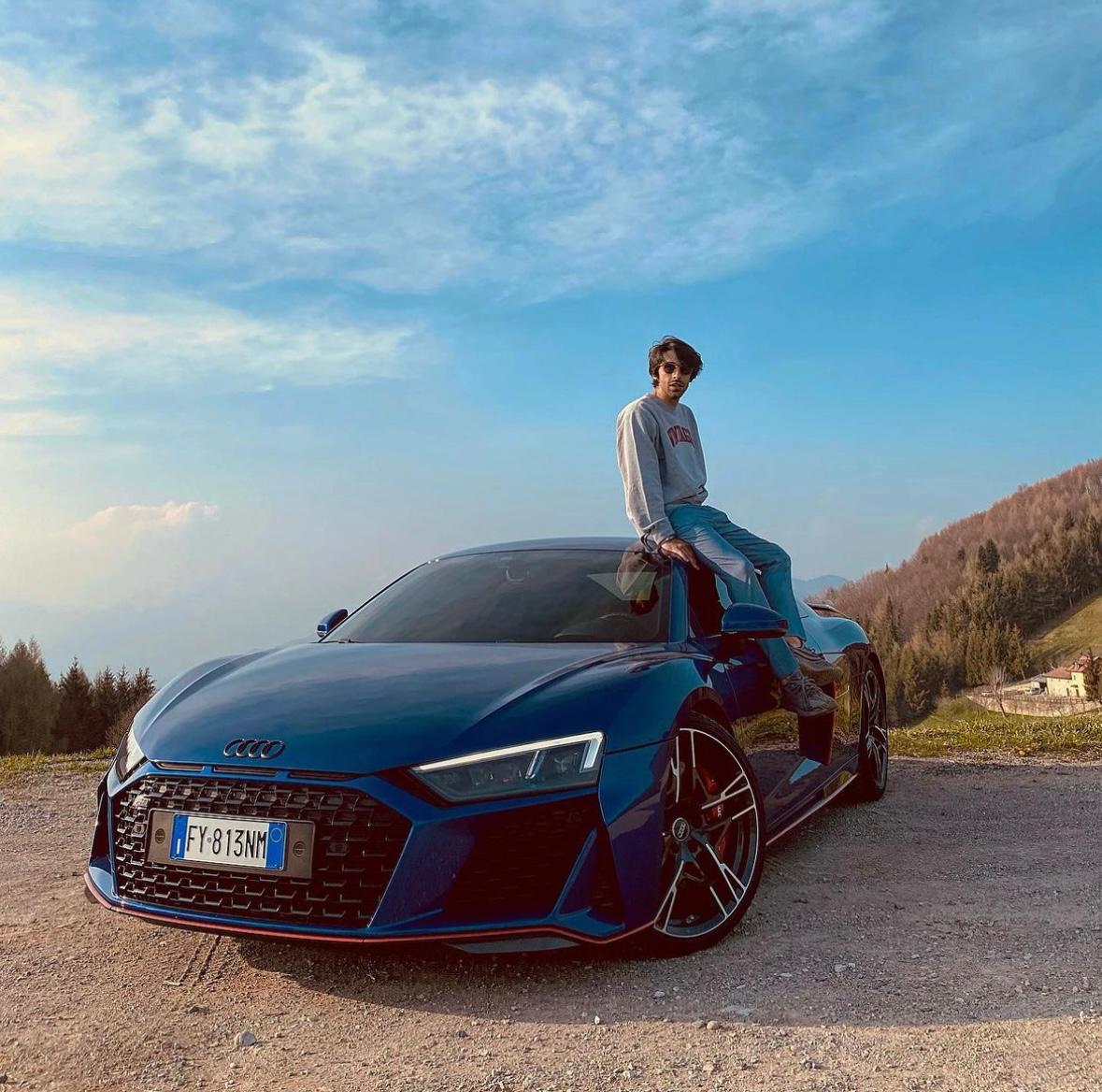 FEDERICO MONZINO E LA SUA PASSIONE PER LE SUPERCAR