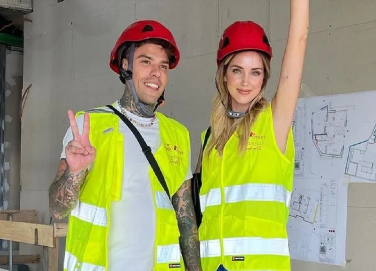 Chiara Ferragni e Fedez: visita al cantiere del loro nuovo super attico milanese Chiara Ferragni e Fedez: visita al cantiere del loro nuovo super attico milanese