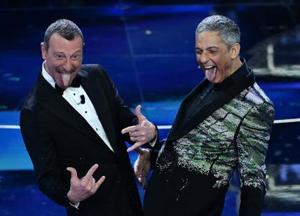 Sanremo, svolta clamorosa. Fiorello: "Amadeus non sa se farà il Festival". Rai a pezzi