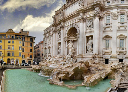 Roma, ruba dalla Fontana di Trevi un euro. Evita il carcere per prescrizione