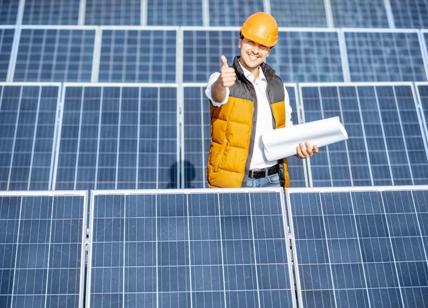 Fotovoltaico, il fondo olandese ABN Amro vende 18 impianti a Erg