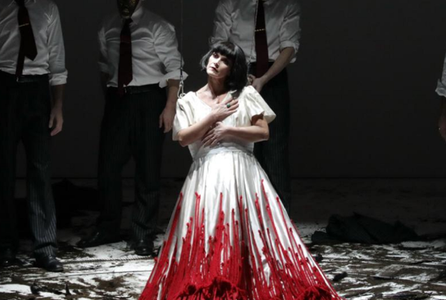 La "Salome" di Strauss alla Scala (Foto: Marco Brescia & Rudy Amisano) La "Salome" di Strauss alla Scala (Foto: Marco Brescia & Rudy Amisano)