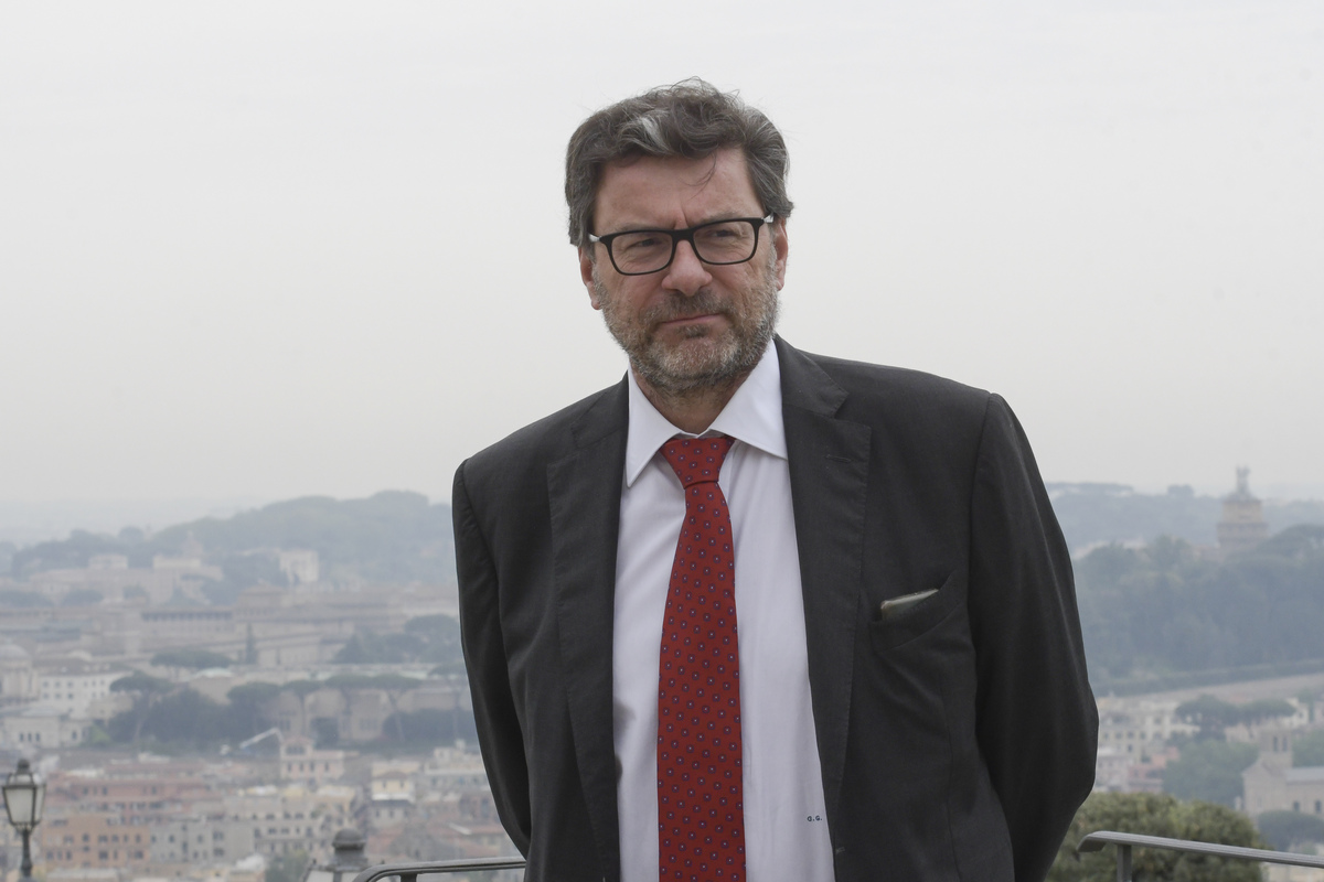 GIANCARLO GIORGETTI MINISTRO DELLO SVILUPPO ECONOMICO