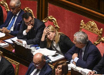 Quasi 1 italiano su 2: attacco al governo. Se cade Meloni? Urne, no tecnici