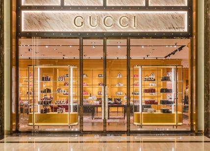 Milano, al via i lavori per il temporary store di Gucci nel Quadrilatero