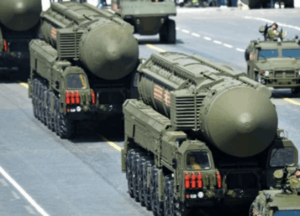 Russia: armi nucleari contro qualsiasi minaccia. Rischio guerra nucleare