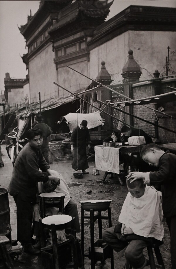 Henri Cartier Bresson Mudec  2022 Photo Nick Zonna32730