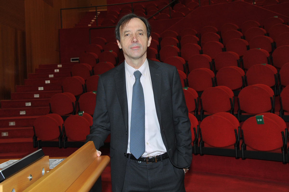 ALESSANDRO GALIMBERTI GIORNALISTA DEL SOLE 24 ORE ALESSANDRO GALIMBERTI GIORNALISTA DEL SOLE 24 ORE