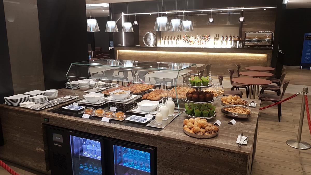 IL LOUNGE DI ITA AIRWAYS PIAZZA DELLA SCALA A MILANO LINATE