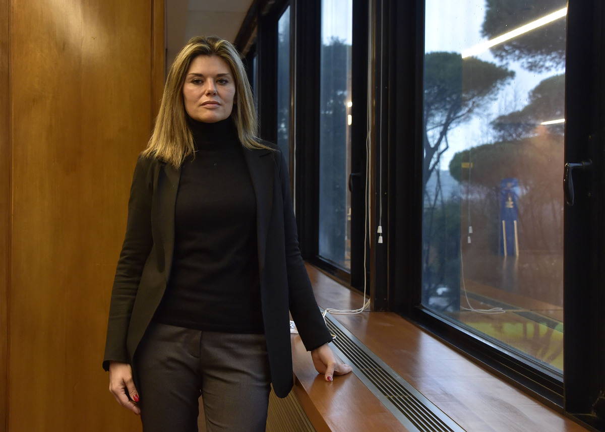 ANNA CABIGIOSU DOCENTE ANNA CABIGIOSU DOCENTE