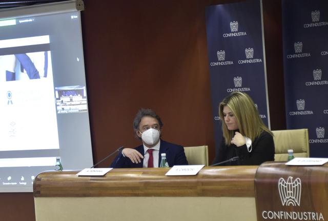 ALESSANDRO FONTANA DIRETTORE CENTRO STUDI CONFINDUSTRIA ANNA CABIGIOSU DOCENTE ALESSANDRO FONTANA DIRETTORE CENTRO STUDI CONFINDUSTRIA ANNA CABIGIOSU DOCENTE