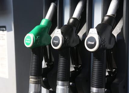 Benzina, prezzi alle stelle: raggiunto il picco da settembre 2013
