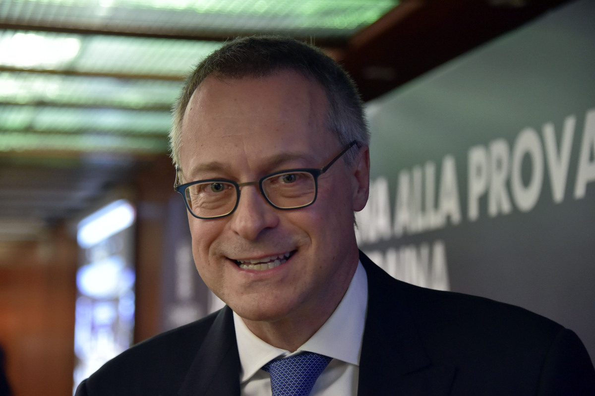 CARLO BONOMI PRESIDENTE DI CONFINDUSTRIA CARLO BONOMI PRESIDENTE DI CONFINDUSTRIA