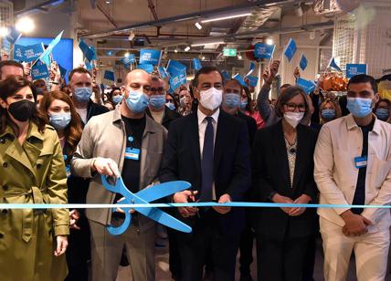Milano, inaugurato il primo negozio Primark in via Torino Milano, inaugurato il primo negozio Primark in via Torino