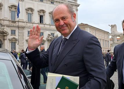 Generali, gli scenari a confronto per la governance futura