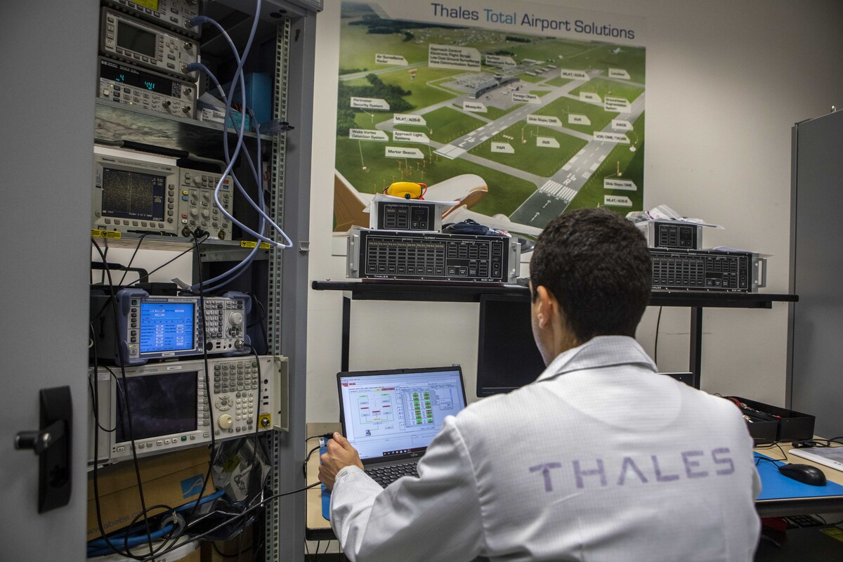 Thales Italia rinnova e ottimizza la sede di Gorgonzola Thales Italia rinnova e ottimizza la sede di Gorgonzola