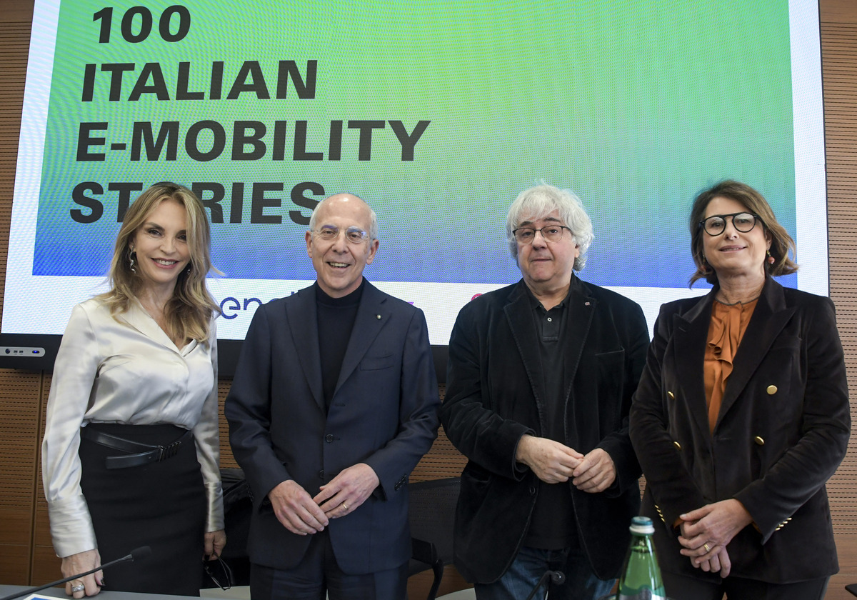 Enel e Symbola, presentate le 100 eccellenze italiane dell’e-Mobility Enel e Symbola, presentate le 100 eccellenze italiane dell’e-Mobility