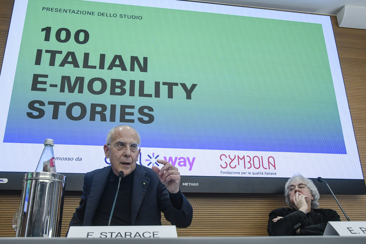 Enel e Symbola, presentate le 100 eccellenze italiane dell’e-Mobility Enel e Symbola, presentate le 100 eccellenze italiane dell’e-Mobility