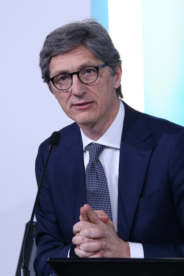 Snam, piano strategico 2022-26: investimenti balzano a €10 miliardi Snam, piano strategico 2022-26: investimenti balzano a €10 miliardi
