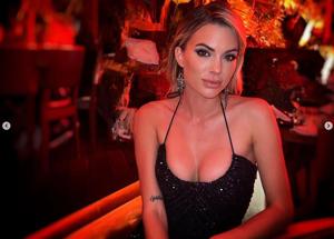 Ludovica Pagani incanta Cannes Forme mozzafiato e abito Missoni