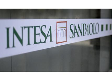 Intesa Sanpaolo: utile netto sfiora i 2mld nel primo trimestre 2023