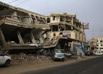 Yemen, l'Oxfam denuncia: "Ancora civili e bimbi uccisi sotto le bombe"